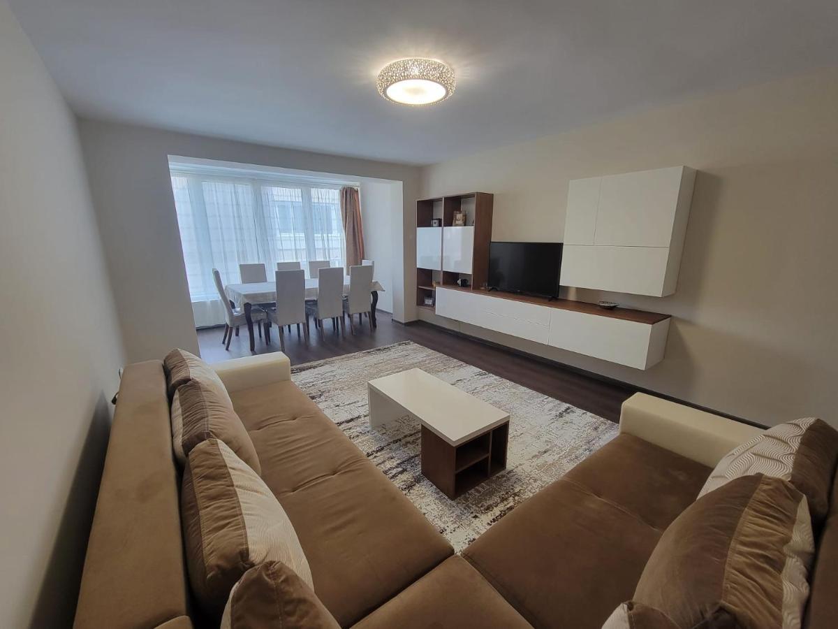 Downtown Recharge Spot Apartment Brasov Ngoại thất bức ảnh
